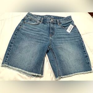 Girl’s High-Waisted Frayed-Hem Jean Bermuda Shorts (NWT)